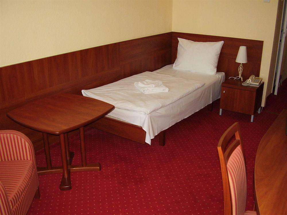 Hotel Esztergom Quarto foto